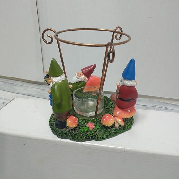 Retired Yankee Candle Gnome Tealight Candle Holder Wax Melter Missing Wax Bowl. - Picture 4 of 7